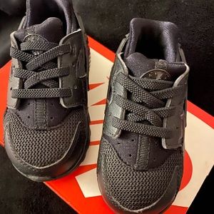 Blk toddler Huaraches